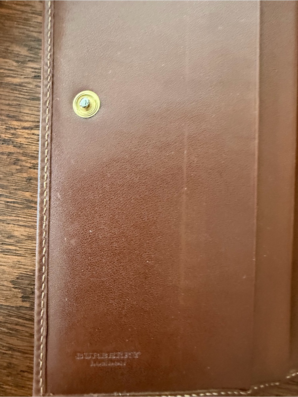 Burberry Classic long folded wallet. Will include a gold chain. - Picture 5 of 10